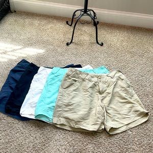 Columbia | Corral Point Shorts | M | 5.5 in inseam